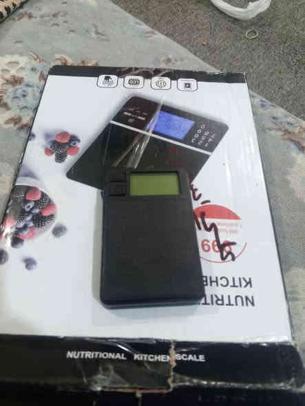 للبيع غراض كلمن او سعره يوجد توصيل داخل النجف الغراض
جادر سياره 
شمسيه جامه اماميه سياره
برده خلفيه مال سياره
فاره غسل شحن
كامره حراريه مال مغامرين
ميز طعام يطبك مال حديقه
كامرات مراقبه بيهن حاكيه
خيمه قياس مترين في مترين
بيت العاب مال اطفال 
ميزان مال طعام 
جادر حدايق لون جوزي مترين في ٤
عازل حرار 
***********
