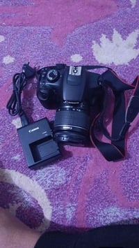 كانون ١٢٠٠D • كاميرا