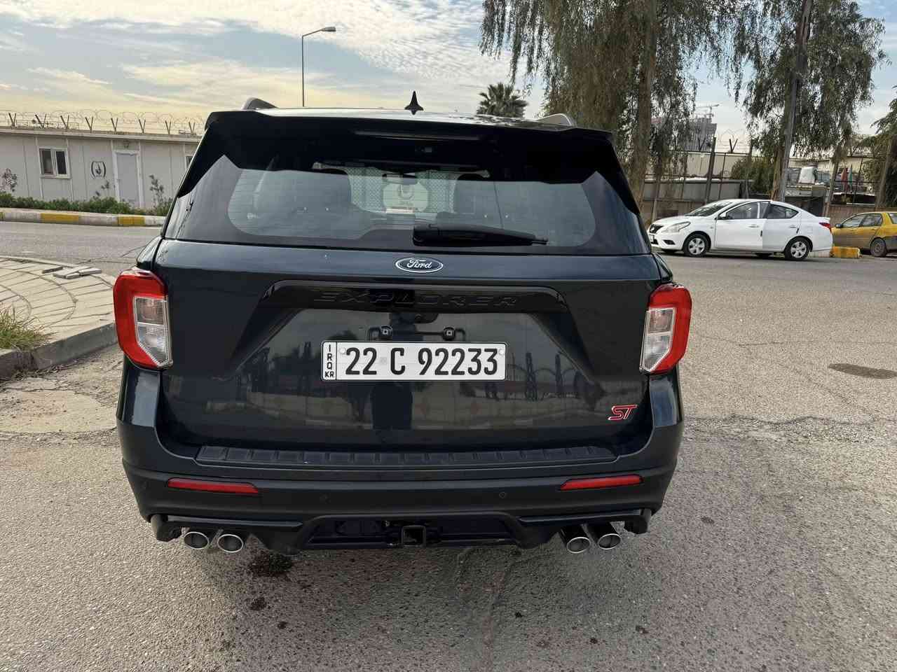 فورد اكسبلور 2023
ST كلين تايتل 
محرك 3000 توين توربو 
فتحه 
كشنات جلد
كشن vip
تشغيل عن بعد
ردار جانبي
رادار مانع تصادم
تبريد ثلاث قطع
السياره مغلفه ppf
مكان السياره بغداد الدوره
***********
