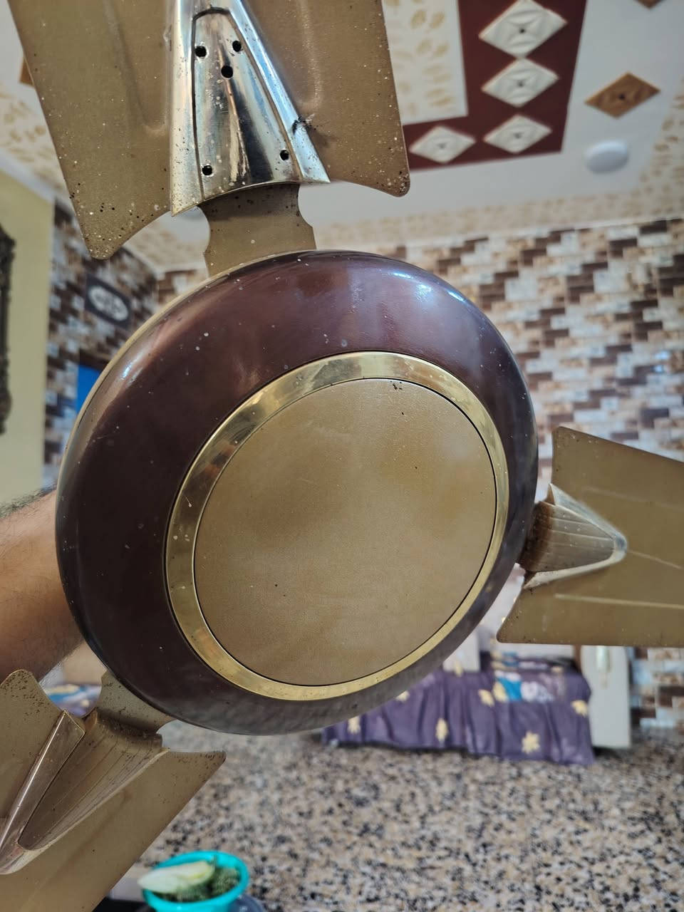 زوج مراوح الاصلي الثقيل للبيع


**إذا كنت صاحب هذا الإعلان وتريد حذفه لأي سبب، رجاءا أرسل رسالة إلى الدعم الفني**