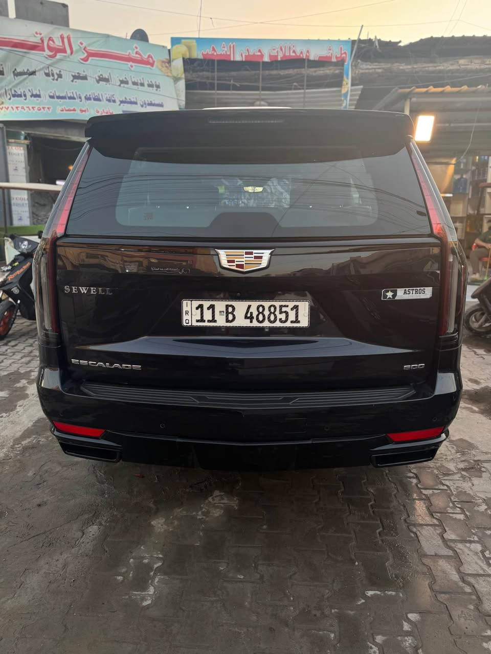 حادثهة تبديل بنيد والبنيد الأصلي موجود 
وصبغ جاملغ ايمن عكس السايق 
ونص الباب كلير والدعامية الامامية مصبوغة 
فول موصفات معروفة مواصفات سبورت بلاتينيوم
حدادية جديدة 
نانوا سيراميك جديد
غرفة جديدة 
السيارة جديدة كلش
ماشية 29 الف 
مكانهة كاظمية 
السعر 780$
*********** بغداد, العراق
