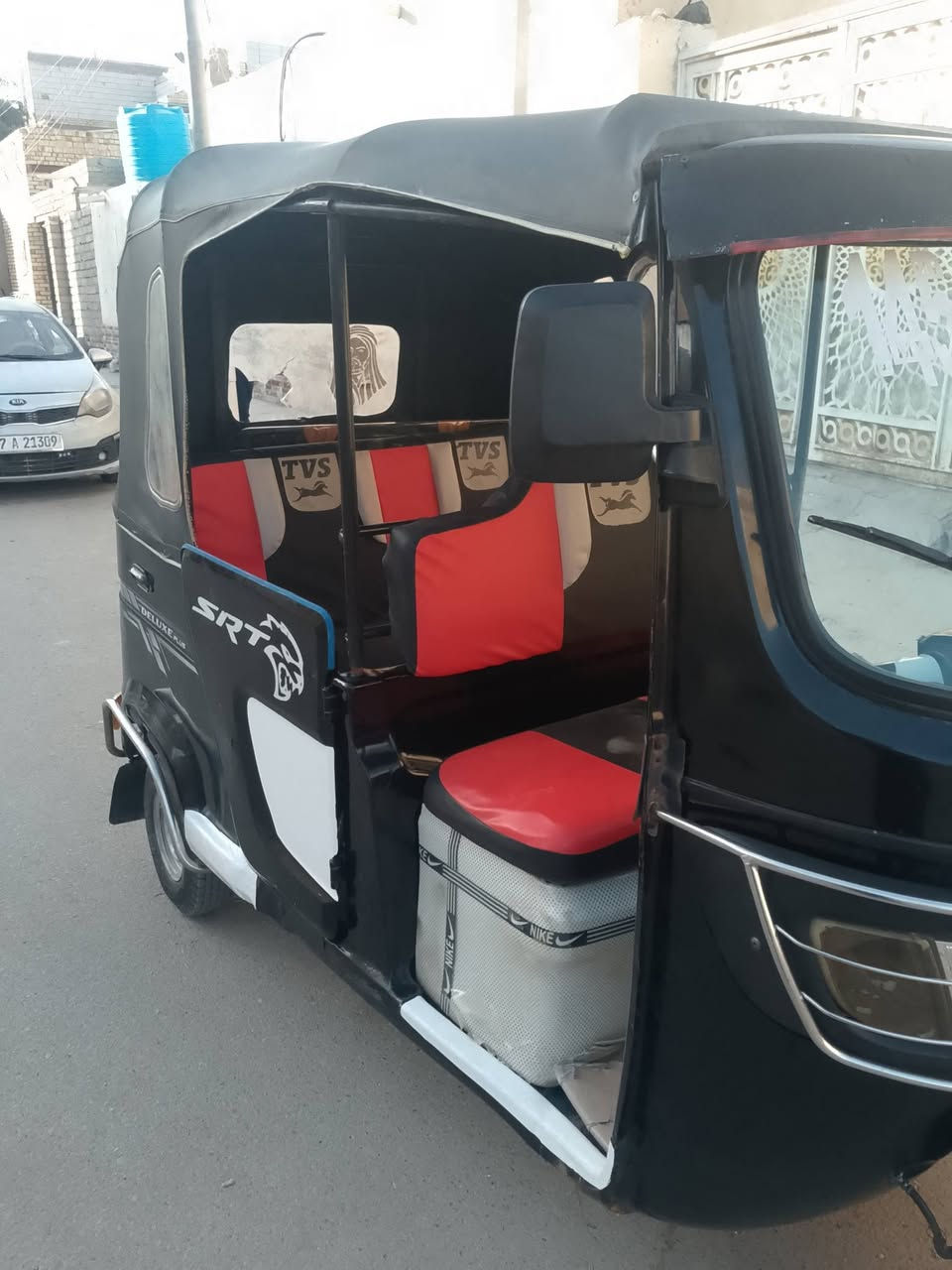 تكتك واحد وعشرين كفاله من ظربه وزلغ مرقم محرك مفتوح ***********
