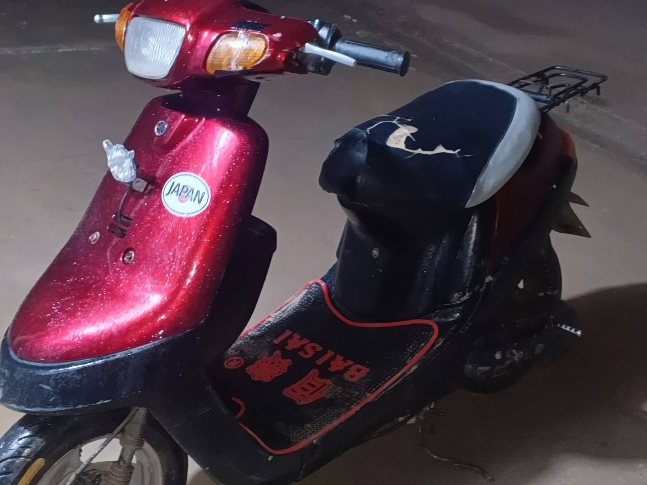 سلام عليكم اخوان هاي دراجه للبيع مكينه مفتوح لايتات شغال رقمي***********سعرها200
