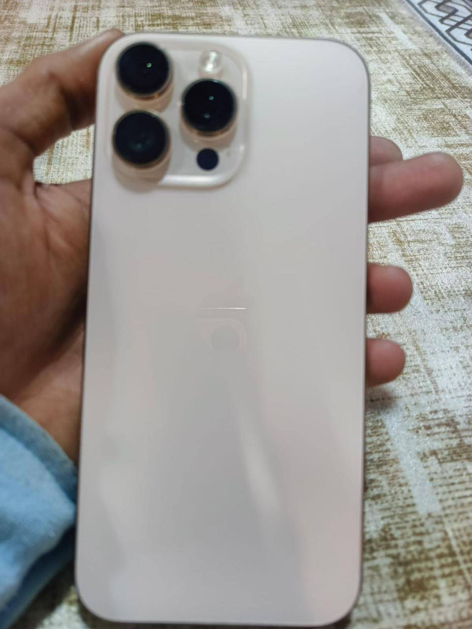 ايفون 16 برو ماكس
بطاريه 92
كامل ملحقات
مستبدل فقط شاشه
ذاكره 256
ضمان وكاله APM
مكاني ديوانيه
السعر 900 و بيه مجال قليل 
الاتصال ***********
