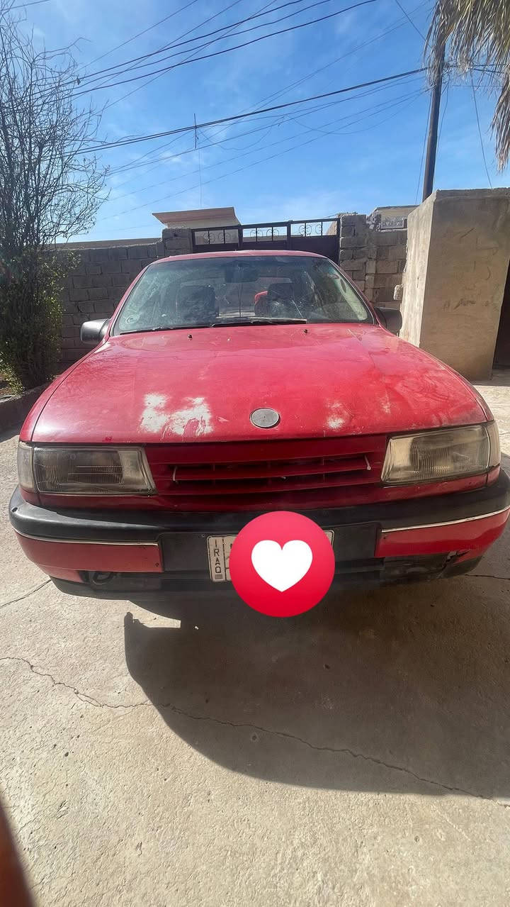 سياره مكفوله مابيها اي شئ  شرط التحويل مكان سيارة غرب نينوئ ***********
