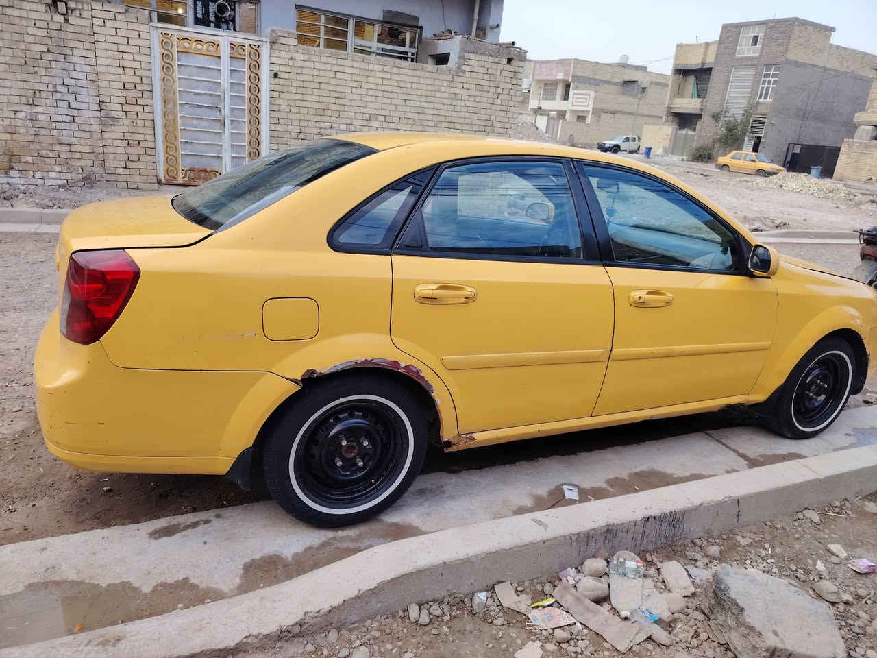 السلام عليكم
أوبترة ٢٠٠٧ كير عادي
مكينة كير خير من اللة
صدر بحاله جيده تبريد ثلج وتدفئه
   باتري جديد  لايت زنون
تخم تاير جديد
السعر ٤٥  بي مجال
***********
