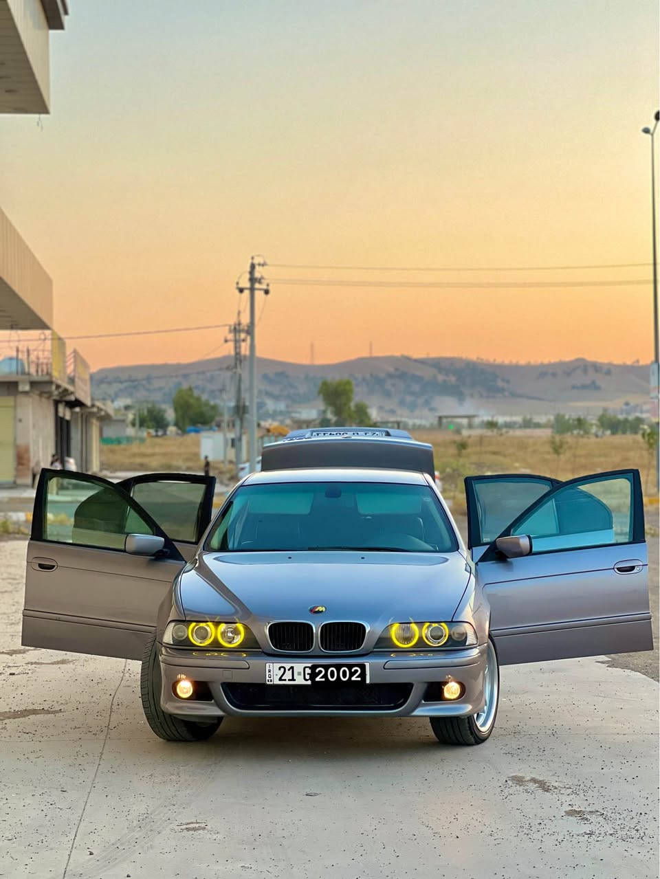 سلام عليكم
‏#BMWMSPORT
‏525 otomtic
بؤ فروشتن   موديل 2002 //530iA دبڵ ديجيتال
گير و مةكينةي بةشةرت//گير توماتيك// سبورت // عادي
مواسةفات ///
سوكان فوليوم و // سوكان. ئيم //تحديد  سورعة/ 
ويلي 18 دوو سايز
ئاوێنە کارەبایی  //هیتەر//ئاوێنەی ناوەڕاست ئۆتۆی
ناو  رةش. ناو جلد
كوشن جلدو  //كوشن  //كوشن هيتر
كيرو مةكةينةو تةبريد و ساردو گەرم بةشةرتة
تحويل و غرامة بة شةرت.
سةنةوي  تازەیە بة ناوي خومةوةية لة سةنةوي ٢٠٠١ موديلي 
بئ لێدراو و ضڕبە و. بي سبوغ وە سەیارەکە تازه داخڵ بوە. ٢٠١٩  
سةيارةكة باكو خاوينة مالي دوستة تازە سێرڤزم بۆ کردوە
تكاية مشتةري نيت تةلةفون مةكة  
واتساب ***********
رقم ***********
سعري١112و معمةلةيةكي كةم. 
***********.
*********** السليمانية, العراق
