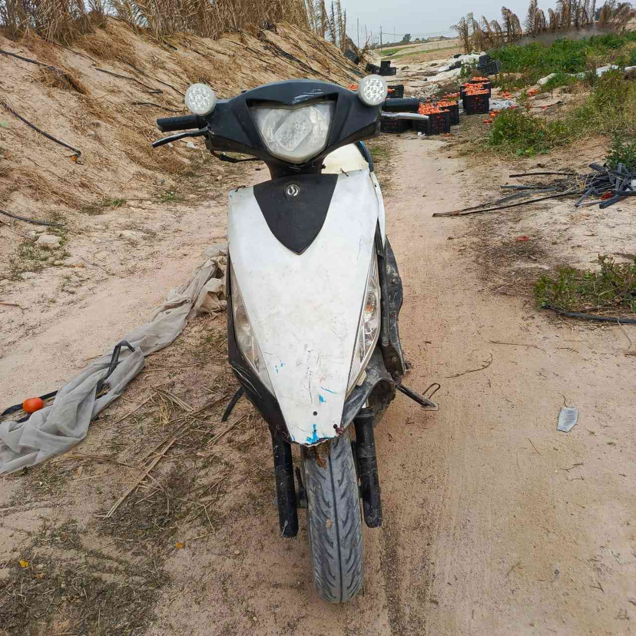 السلام عليكم  دراجه للبيع سيام نحله شغاله نگره سلف ترايك للبصره السعر 200وبيها مجال مكاني النجف خان النص الحيدريه  للتواصل ***********
