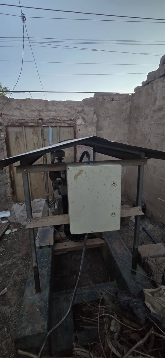 دويز 3 بستم للبيع نضيف جدآ مامفتوح لو برغي بيه ع وضع الشركه 140 امبير سقيفه تانكي كاز منه وبيه  مكاني تكريت السعر 24$ورقه وبيه مجال بصيط رقم الهاتف ***********
