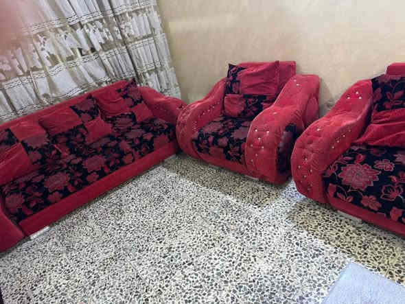 تخم للبيع ١٥٠ نضيف براضعيه *********** البصرة
