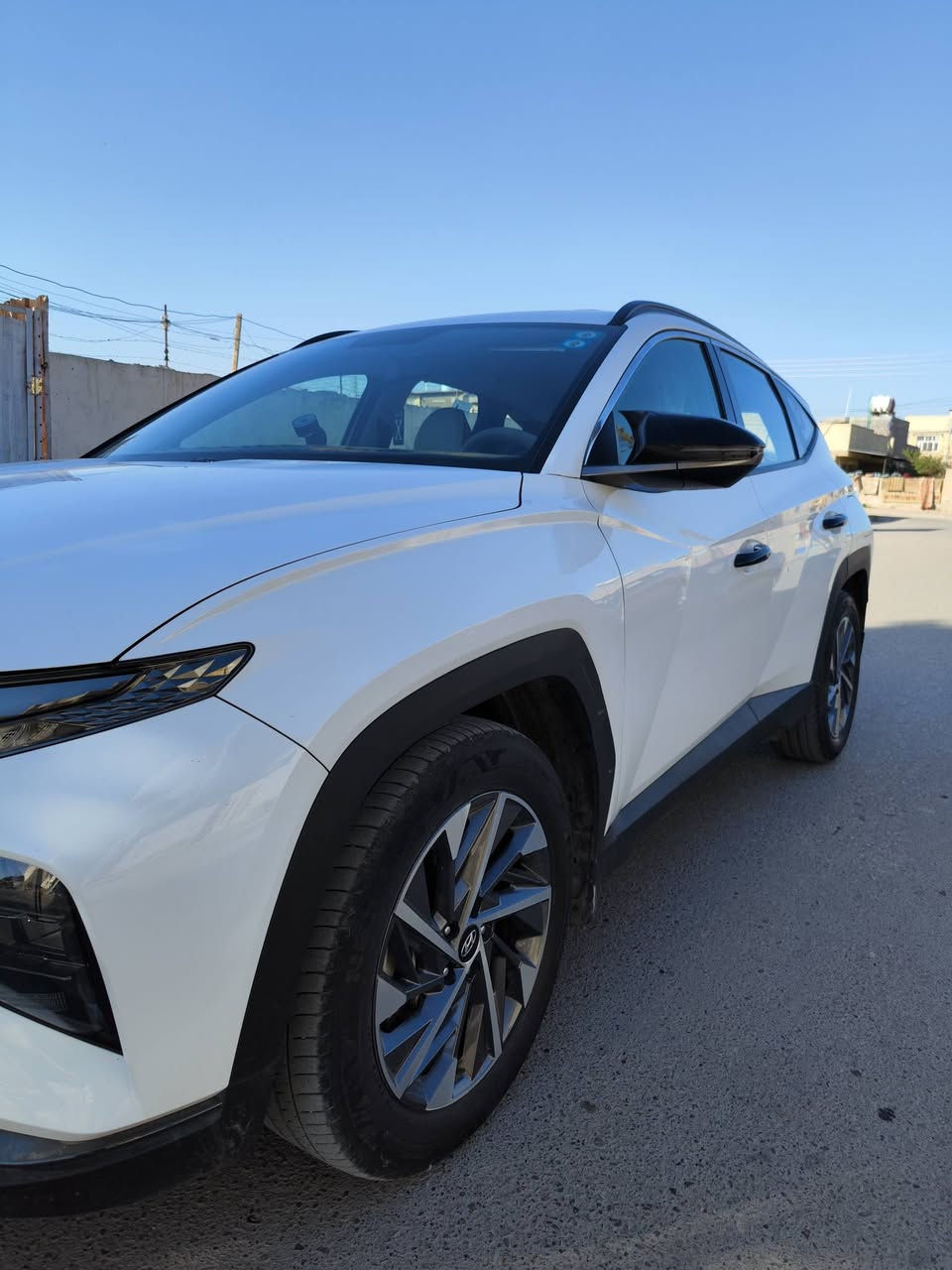 السلام عليكم توسان خليجي موديل 2024 رقم بغداد نكليزي بسمي 
مواصفات بصمه  /حساس أمامي خلفي /تشغيل عن بعد /كراسي كهرباء/نضام ترحيبي

مري شفط /

السياره  ماشيا 41 الف

(السياره مبدل بيها باب السايق بلادي +الجنطه الخلفيه بلادي بدون صبغ +القماره بيها رصعات بصيطه جدآ معدله بجهاز DVR أثر صعود  طفل)

صور السونار مرفقه داخل المنشور مع تفاصيل كامله 
السعر 198

عنواني بغداد حي أور 

,***********
