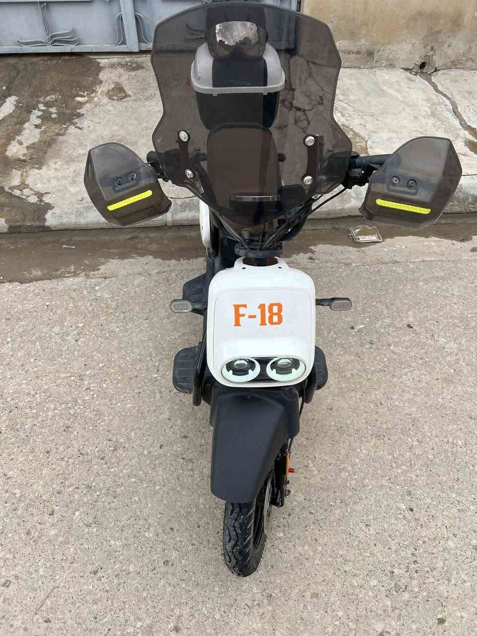 ماطور سكل للبيع  
 2025 جديد بعدو خمس بطاريات دبل
 40 كيلو متر للشحنه الوحده 
سعر 550 بي مجال للطيبين
***********
