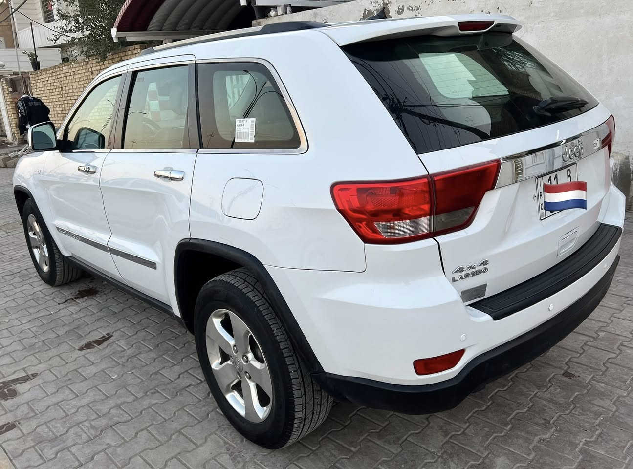 سلام عليكم للبيع
جيب لاريدو خليجي مكفوله رقم بغداد دولي بسمي محرك 6سلندر حاويه جديد
كير جديد فور ويل صدر امامي خلفي جديد
فول مواصفات لمتد هزه جديده تخم اطارات جدد السونار مرفق مكانها الكوت 
السعر 193وبيها مجال ***********
