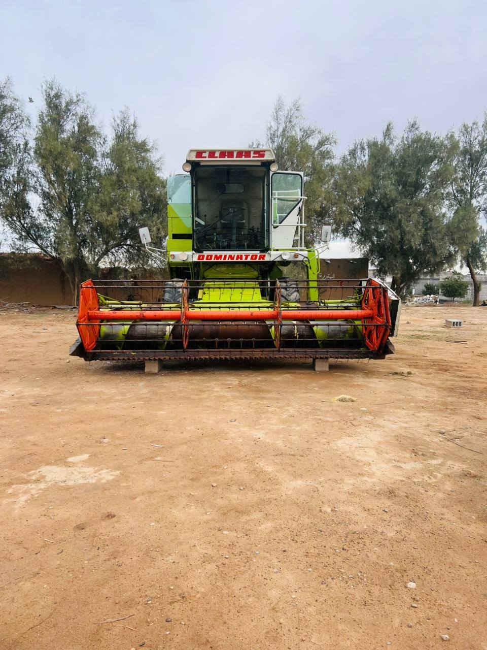 مكلف بلنشر السلام عليكم  حاصده بلاد جديده المكان ديالئ رقم صاحبه ***********
