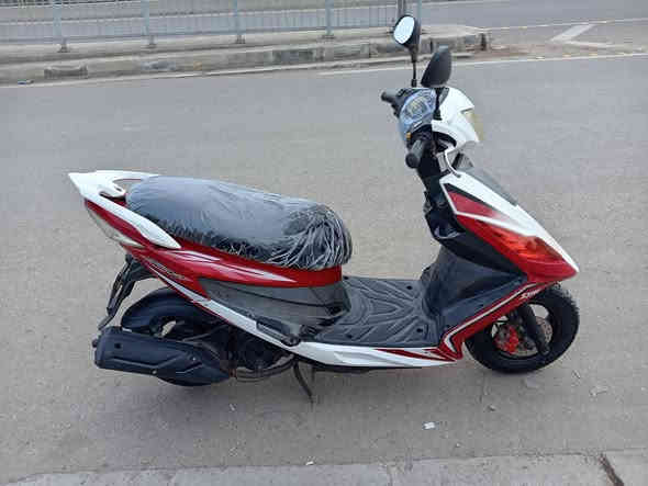 السلام عليكم ماطور سايم نحله إلكتروني للبيع شغال صلف أو هندر او كهربائيات كله شغال ماطور نضيف جدا
مكينه فول نعومه
موديل 2018
مسجل او كامل
السعر 900 اوبي مجال للشراي
مكان الرمادي
الاستفسار ***********
