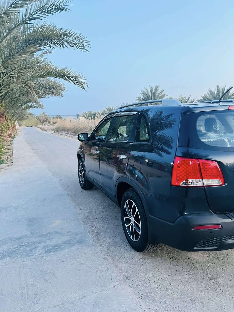 السلام عليكم
سورنتو وارد أمريكي موديل 2013اربعه سلندر سبعة راكب قطعتين تبريد كير ومحرك وحداديه وتخم تاير كله مكفول تبريد ثلج تخم تاير جديد حادثها جاملغ وبنيد بدًون دواخل وبيها صبغ بل جنطه والباقي مكفول بيها دوشمه قبل اسبوع مسويها بل نواب ب500الف الكشنات والارضيه رقم بغداد الدولي بأسمي سنويه وهزه وأرقام كله جديد المكان كربلاء السعر النهائي 112
المكان كربلاء 
***********
***********
