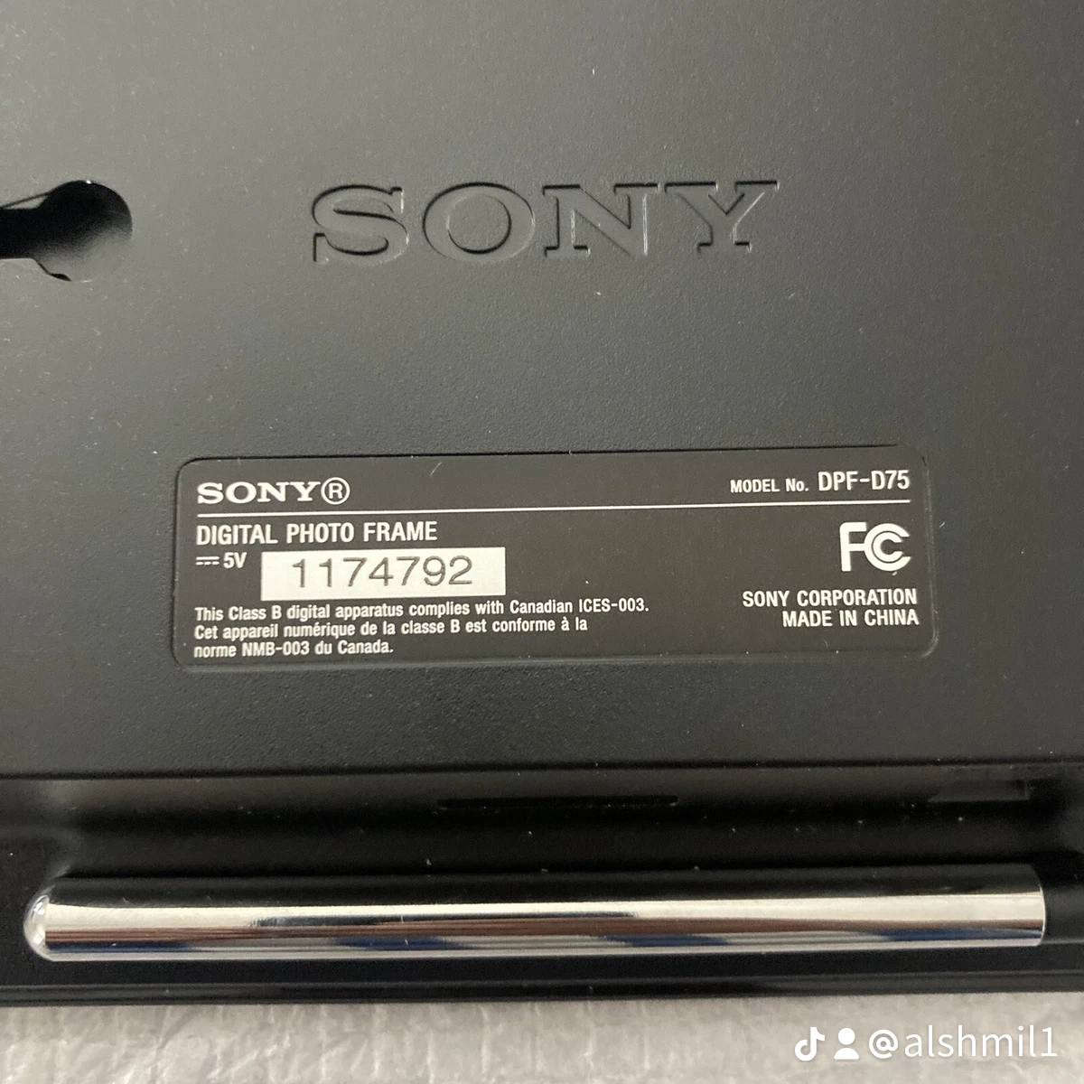 اطار الكتروني عارض للصور من خلال فتحة رام خلي السعر اذا يفيدك ؟


**إذا كنت صاحب هذا الإعلان وتريد حذفه لأي سبب، رجاءا أرسل رسالة إلى الدعم الفني**