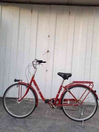 بايسكل ياباني اصلي برغي ما مفتوح بي السعر 120 وبي مجال للاتصال الرقم07...