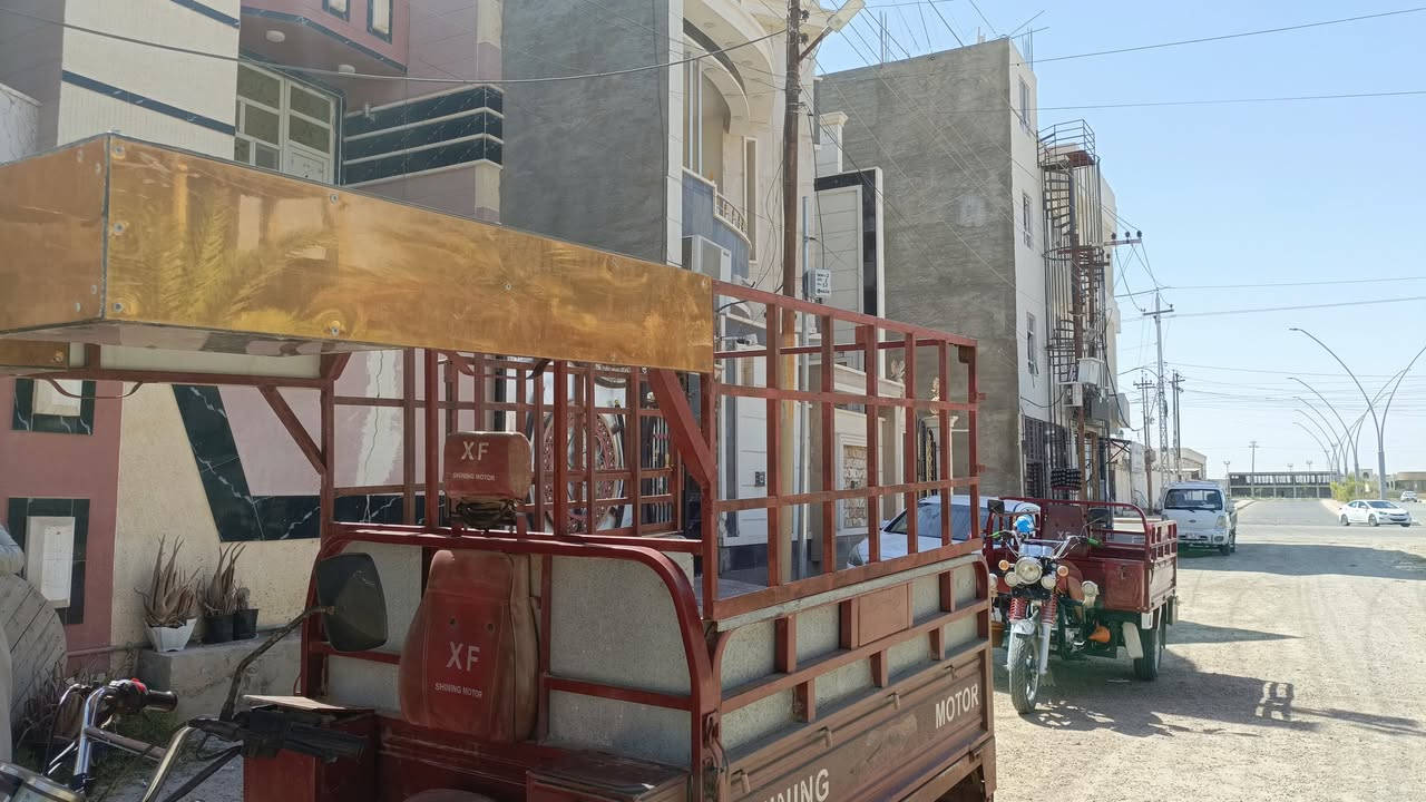 محجل مال ستوته للبيع مكاني بالرمادي بال 5 كيلو الشراي خليه يتصل ***********
