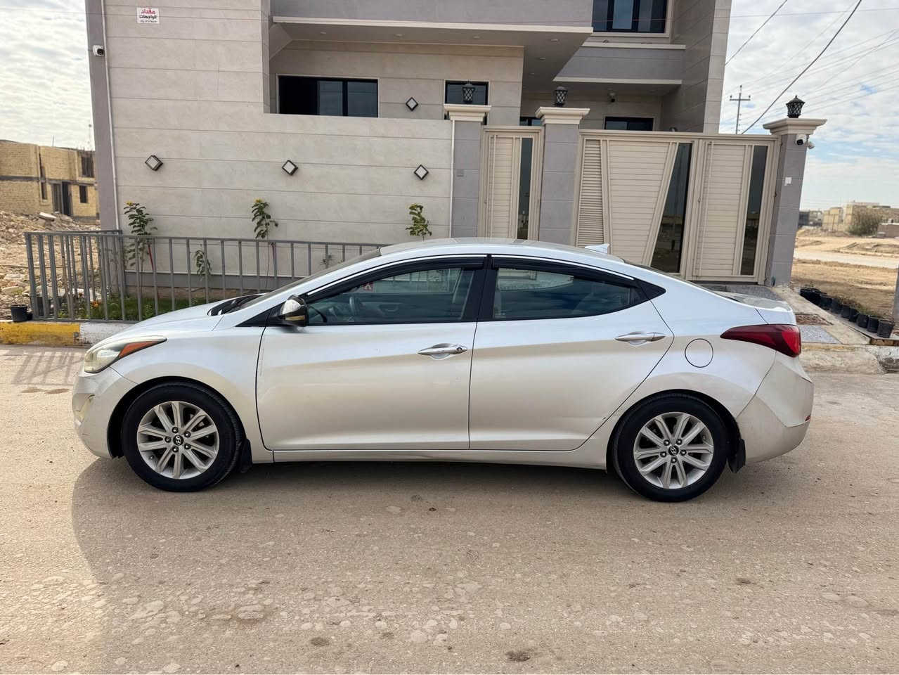 النترا موديل 16 وراد أمريكي حادث جملق وبنيد بدون ضرر داخلي رقم ذي قار بسمي مكينه 2000 دوش مامفتوحه مكاني ناصريه سعر 115 رقمي *********** ناصرية, ذي قار
