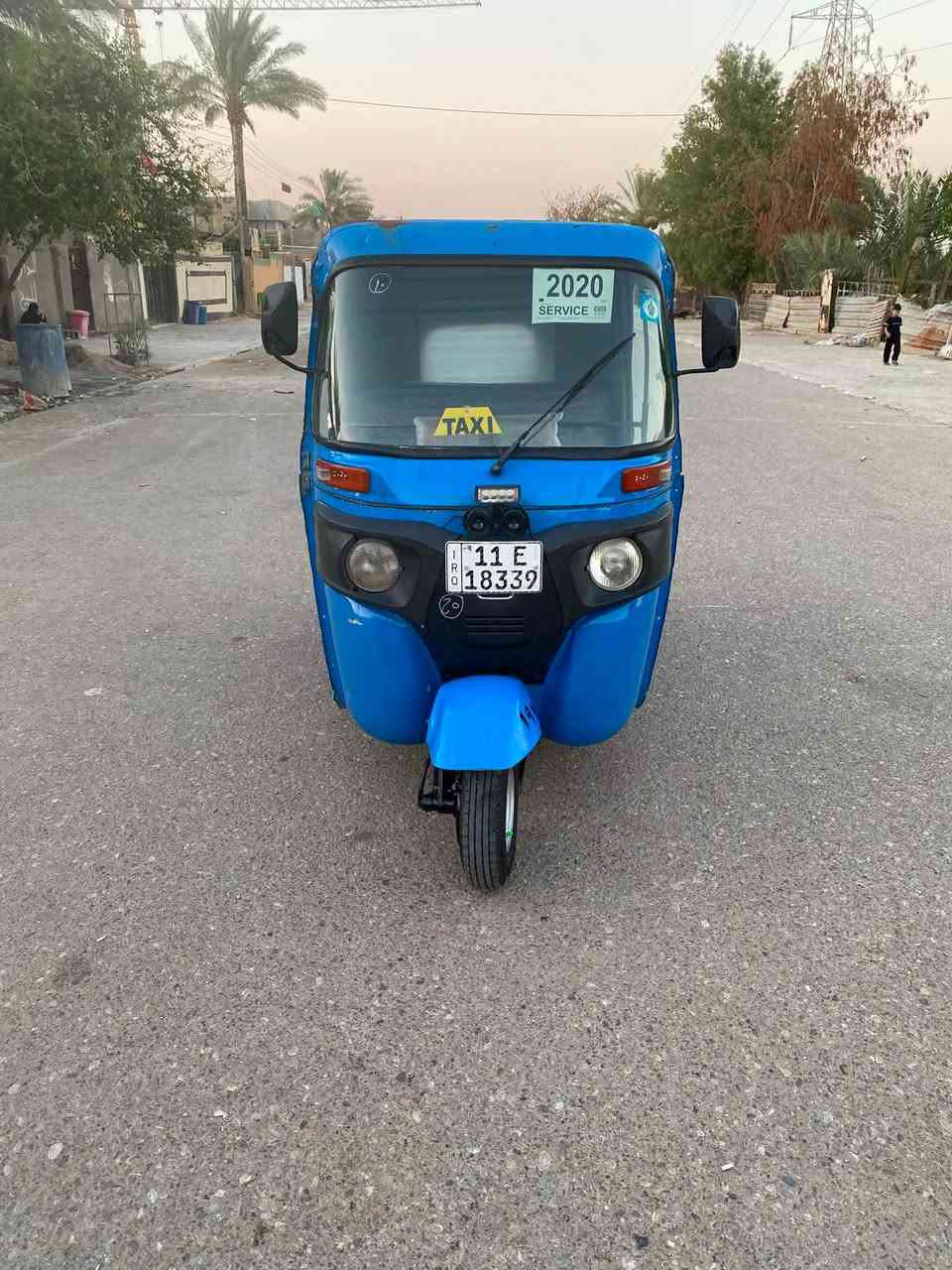 تكتك للبيع مديل20 رقم انكليزي بغداد داخله هزه التكتك تخم تاير شركه مسجل جديد  كهرباىيات كلهه شغاله دوشمه جديده كلوبات زنون اصلي قطرة خياس مابيه معمره وجاهزه من ايدي للشارع عنواني خان بني سعد ديالى ***********
