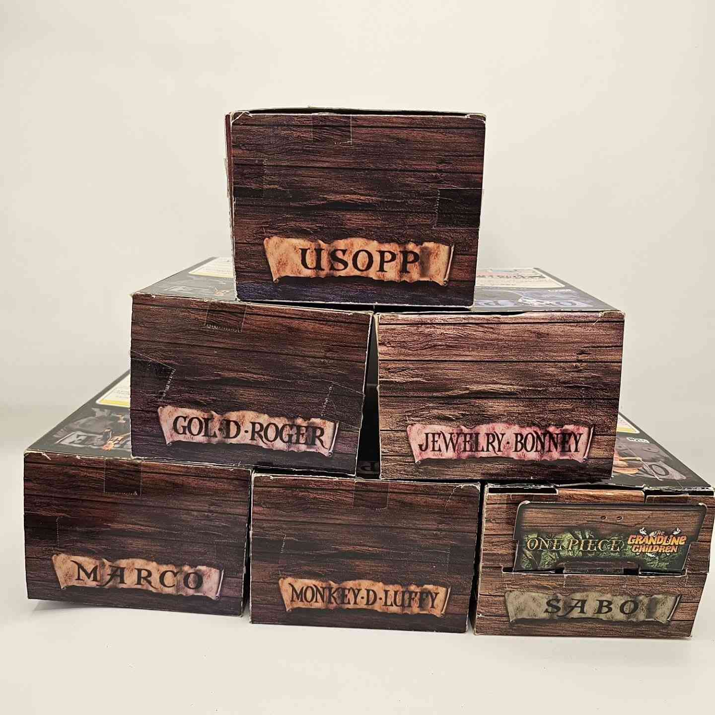 للبيع مجسمات One Piece — سلسلة The Grandline الأصلية ✨

مجموعة مجسمات أنمي عالية الجودة لعشاق التجميع والديكور، بتفاصيل دقيقة وتشطيب ممتاز. مناسبة للعرض على الرف أو المكتب، وتجي مع العلب الأصلية.

📦 التفاصيل:
• السلسلة: The Grandline Men / Lady / Children
• عدد القطع: 6 مجسمات
• الخامة: PVC متين عالي الجودة
• الحالة: (مستخدم كل جديد )
• مع العلب الأصلية

📏 القياسات التقريبية:
• ارتفاع المجسم: 14 – 18 سم
• عرض القاعدة: 6 – 8 سم
• حجم العلبة: تقريباً 18 × 12 × 9 سم لكل قطعة

⭐ المميزات:
✔️ تفاصيل دقيقة وألوان ثابتة
✔️ مثالية لهواة الجمع
✔️ مناسبة كهدية مميزة
✔️ إصدار محبوب من شخصيات One Piece

💰 السعر: (150) الف
📩 للتواصل والاستفسار خاص 
او ***********
https://www.instagram.com/iraqiretroshop?igsh=OXp3czFkYXBmOWhq

