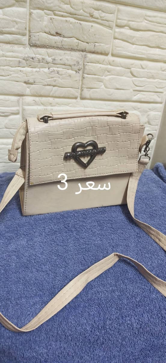 سلام عليكم 
جنطه باله جلد اصلي للبيع بااسعار مناسبة


**إذا كنت صاحب هذا الإعلان وتريد حذفه لأي سبب، رجاءا أرسل رسالة إلى الدعم الفني**