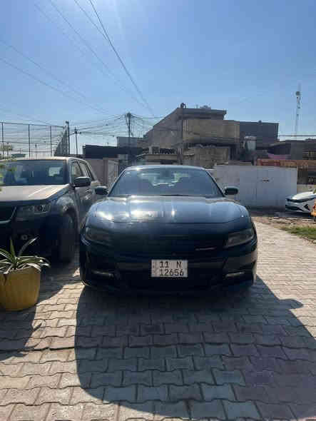 سلام عليكم جارجر ٢٠١٨ sxtللبيع حادثها جاملغ خلفي والامامي بس صبغ بل عراق بدن ايرباك ماشيه ١٣٢ ميل السعر ١٩٣ مكاني بغداد حي اور رقم تليفون ***********
