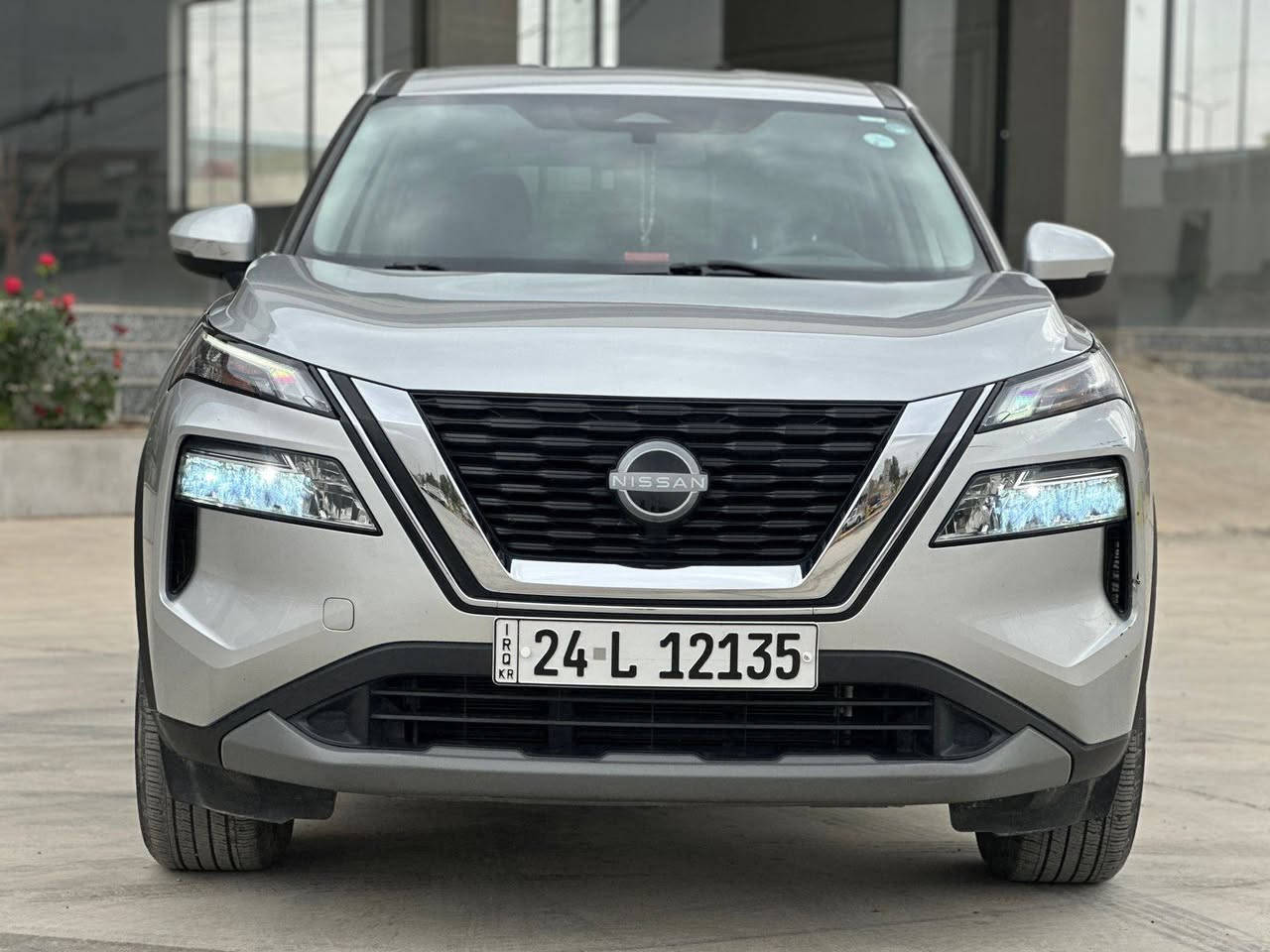 السعر 180$$     ***********
نيسان روج موديل 2023 ماشيه 30 كلين بدون صبغ بدون ضرر مواصفات SV سنويه رقم جديد بأسمي شرط الوكاله والتحويل رادارات أمامي وجانبي كشن كهرب شاشه وكامره 3انطمه قياده الاقتصادي ونورمال وسبورت
قطعتين تبريد تشغيل عن بعد
