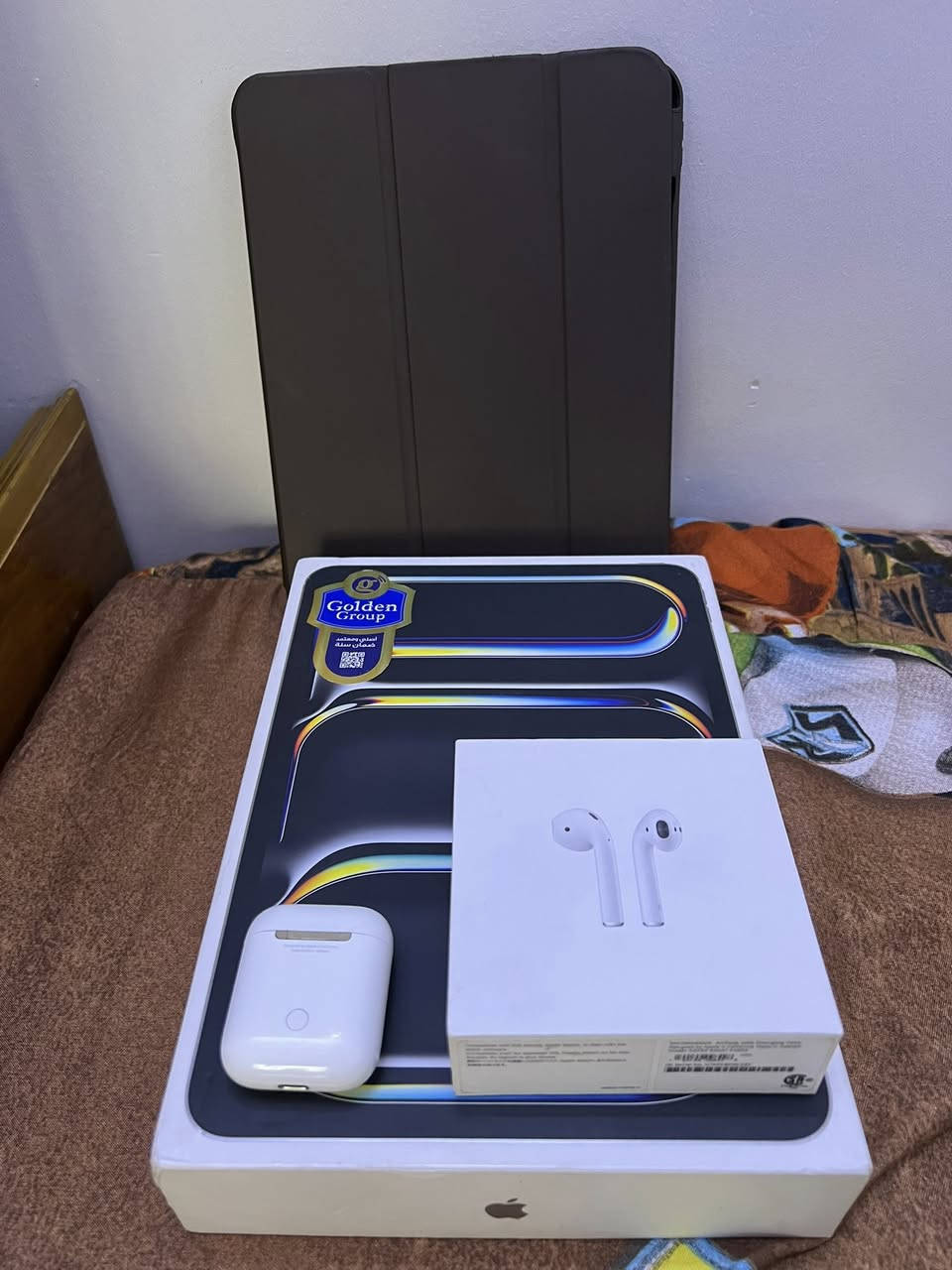 بـ900 الف آيباد 11 برو  M4 وسماعات ايربودز أصليات +كفر +شاشة حماية  +أشتراك نتفليكس
آيباد 11 برو معالج M4 ذاكرة 256 شخط مابي اخو الجديد استعمال فقط دراسة ومسلسلات 

وسماعات ايربودز الجيل الثاني ماخذهن ب220 الف

وكفر آيباد وشاشة حماية واشتراك نتفلكس وكارتون ايباد فقط ب900 الف سعر نهائي

تواصل ***********
