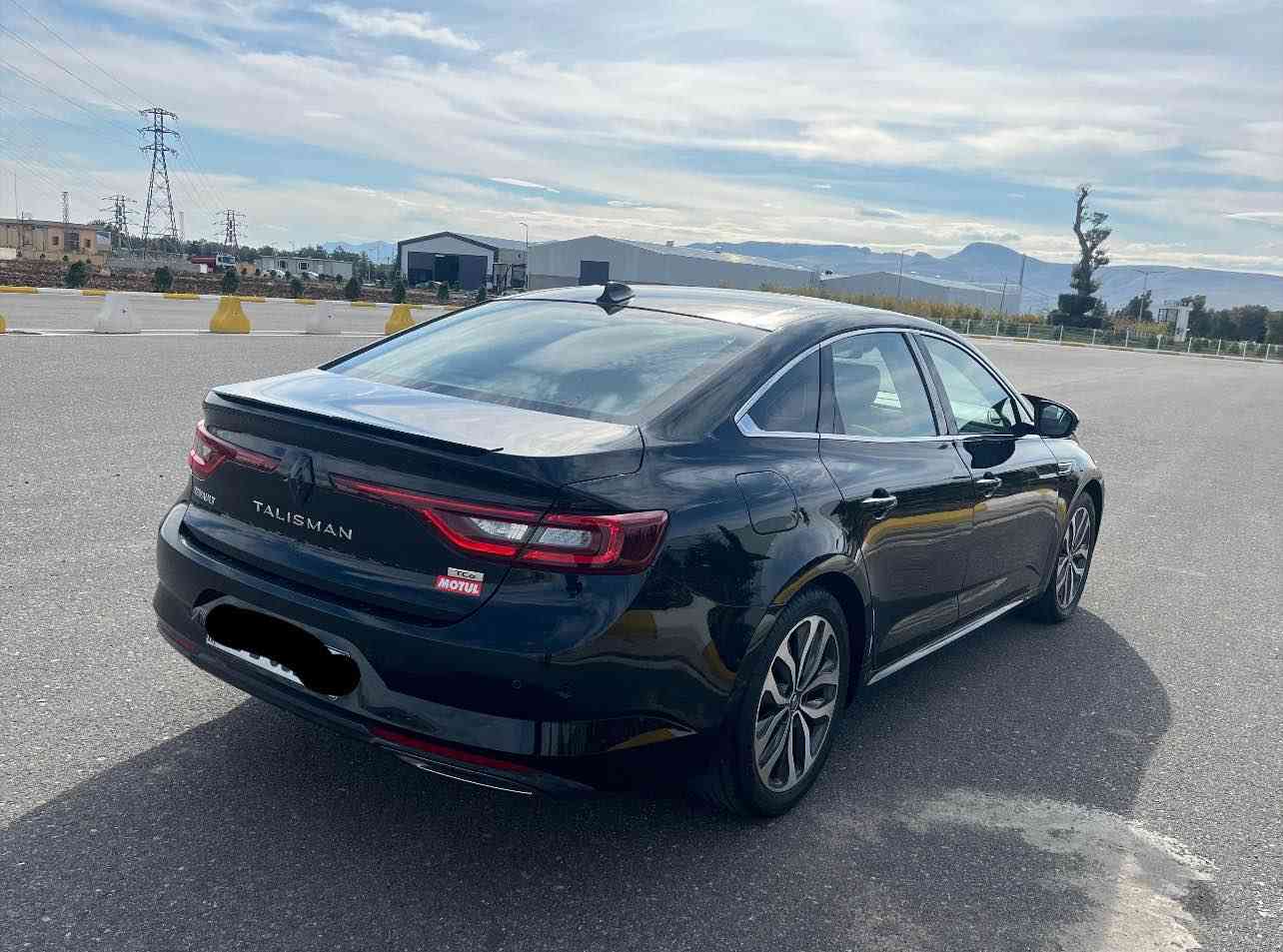 ڕینۆ تالیسمان 2018 فول فول مواسەفات
سفری شەریکەی ئێرەیە و نمونەیە لە جوانی
و‎تەنها 80هەزار کم رۆیشتووە   
دوو بەسمەی بیلادی لەگەڵە،
بەسمە ‎ پانۆراما   ‎ناو رەش و سوور داتاشۆ 
ماوس بۆ شاشەبریەک بەسمە
کوشن جلد  ‎کوشن سارد و گەرم
کوشن غەزن  ‎پرۆفایل زیاد کردن  ‎کوشن کارەبای 
کوشن مەساج,  ‎ شاشە گەورە ,  ‎گێچ ئەلیکترۆنیی، 
سەلاجە  ‎کامێرا, مۆدی ڕێگا ,‎5 مۆدی سوکان
و‎5 ڕەنگی کامل لید سەماعەکانی بۆسن 
٣٦٠ پلە ڕادار ئاوێنە ڕادار خەتی جادە 
خوێندنەوەی هێماکانی هاتو چۆ
ئاوێنە کارەبایی (شەفت) ئۆتۆپاڕکە
پەردەی بیلاد
ئۆتۆ ستارت و ستۆپ (لەکاتی ترافیک خۆی ئەکوژێتەوە)
لایت لید 
(سندوق شەق)و بە سێ جۆری تریش ئەبێتەوە
تەحدید سورعە  لیمیتی سورعە سوکان کامل کارپلەی 
فڵچەی جام ئۆتۆ 
فول ئۆتۆ لە ڕێگا و شەوان خۆی فول 
ئەکوژێنێتەوە و هەڵی ئەکا بە پێی پێویست
سیستەمی کلیلی زیرەک کە ئۆتۆ لۆکە واتا سێ مەتر 
دورکەوتیتەوە خۆی سەیارەکە قوفڵ ئەبێ وە بە پێچەوانەشەوە
مەکینە مەرغوب ١.٦ تۆربۆ

سعر:140گەڵا و مامەڵە 

تازە هایدرۆلیکی گۆڕاوە+پاتری تازەیە +قولاغی گیڕ تازەیە +رەقەم باریک

ژمارەی مۆبایل 
*********** السليمانية, العراق
