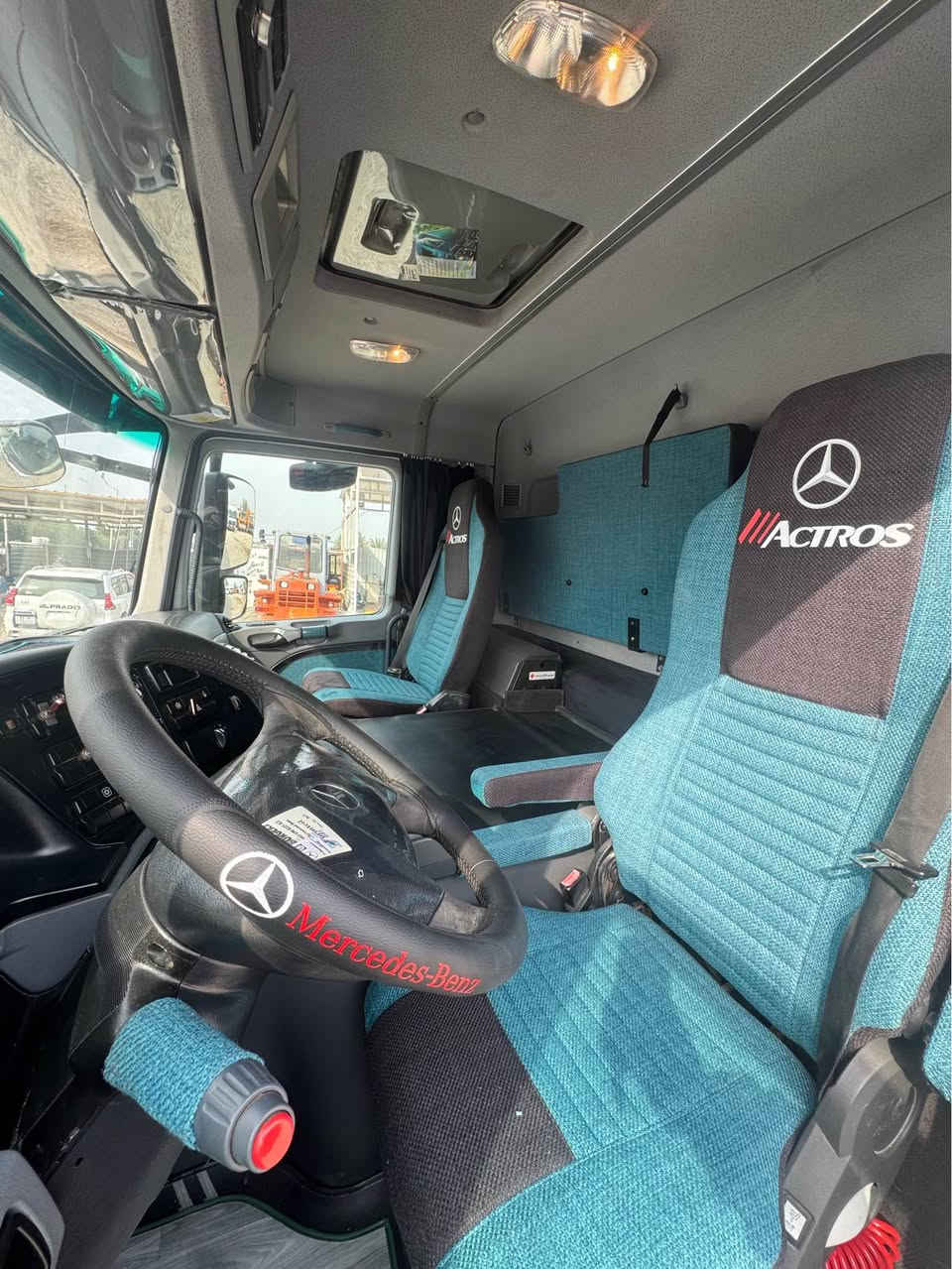 اكتروس 2009 معلايه 19 رقم بصره باسمي
حجم 4144
كير كهربائي
تخم تاير جاهزه للعمل
مكان سيارة بابل ابوغرق 
للاستفسار *********** حلة, بابل
