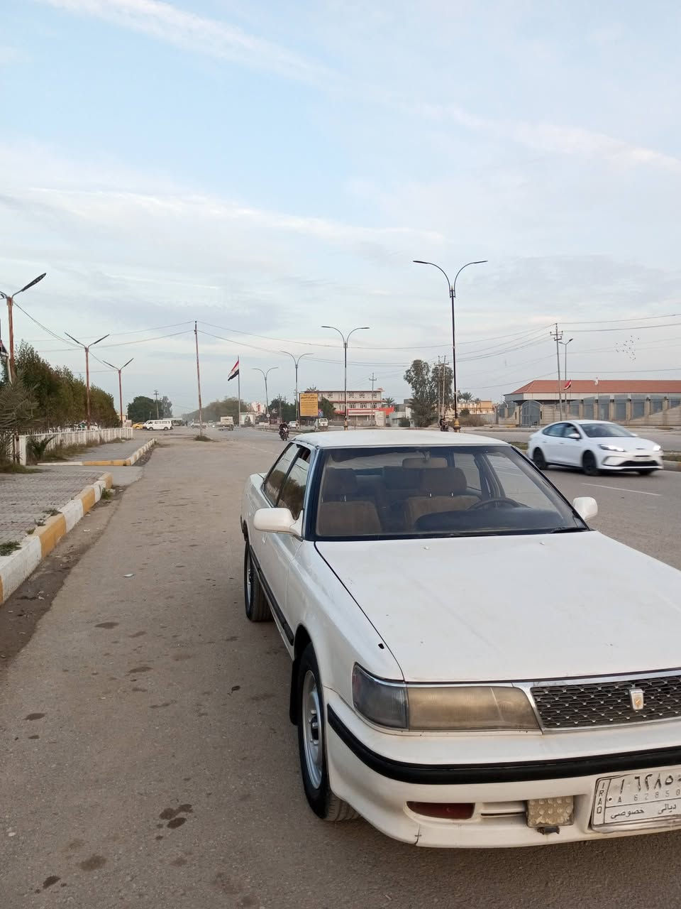 سلام وعليكم شيزر شطح البيع موديل 1991 سياره كله عله بلاد بدون صبغ بس بل جامرلوغ الخلفي اشبرين صبغ ولباقي مكفول محرك بطه ثنين ونص رقم ديالى سنويه 27 سعر 37 وبيه مجال العنوان ديالى المقداديه رقم ***********
