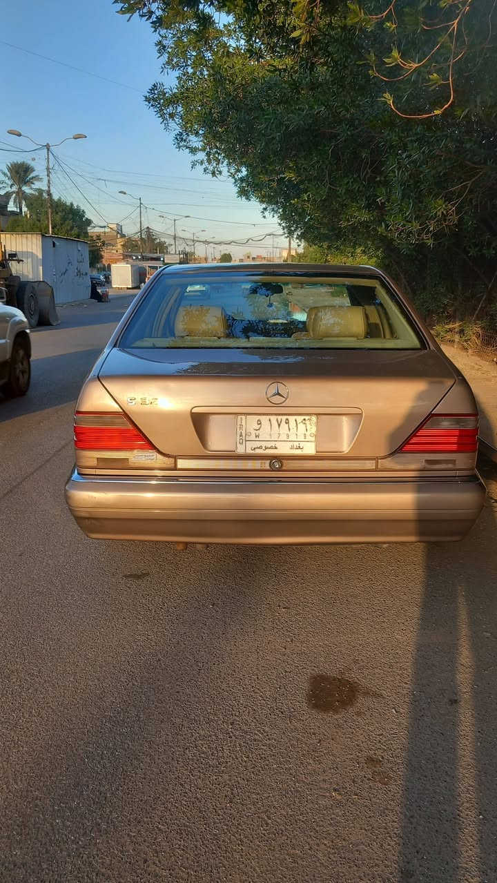 شبح للبيع موديل ٩٥ رقم بغداد مشروع وطني   سياره جاهزه مكينه وكيري تبريد  حجم ٣٢٠   السعر ١٠٠٠٠ $ وبيها مجال  مراوس بغواصه ونطي فرق ***********
