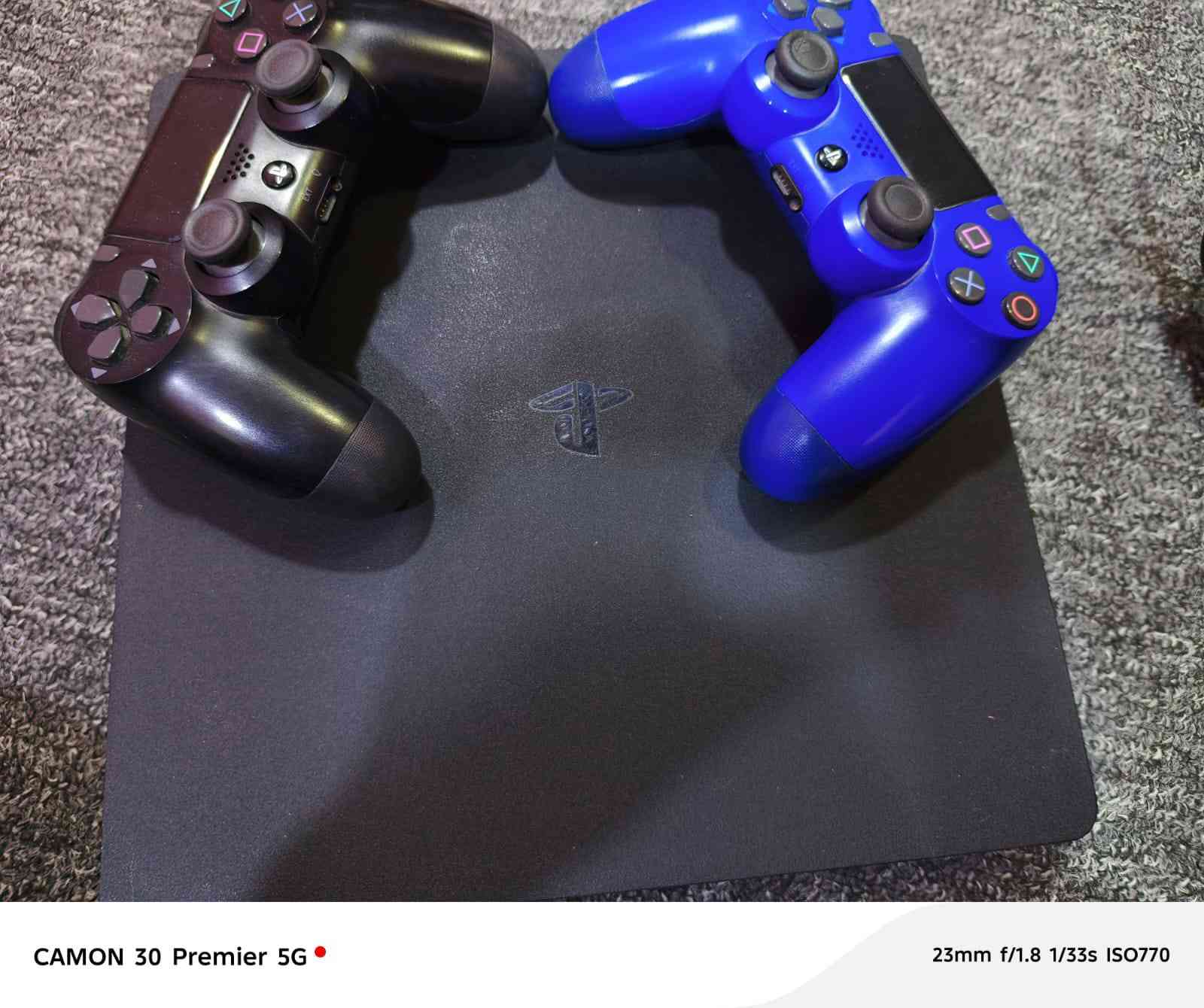 بلي 4 سليم 500 معه قرص طوبه 20
بلي اون لاين معه يدات 2 معه قرص طوبه 20 سعر 250 وبي مجال بسيط ***********
