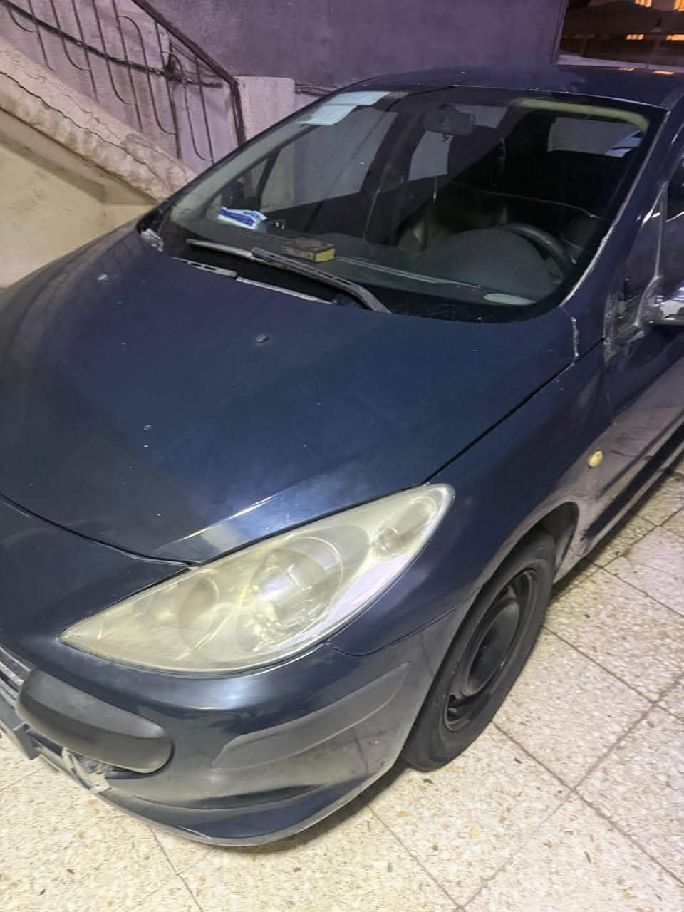 بيجو 307 موديل 2006 مال شركه العامه سياره حلوه ومرتبه رقم بغداد ماشيه 107الف كهربائيات كير محرك صدر تبريد  كلها فول وسياره تخبل وحلوه سعرها 52 وبيها مجال بسيط 
تواصل ويا الرقم واتساب 
***********
