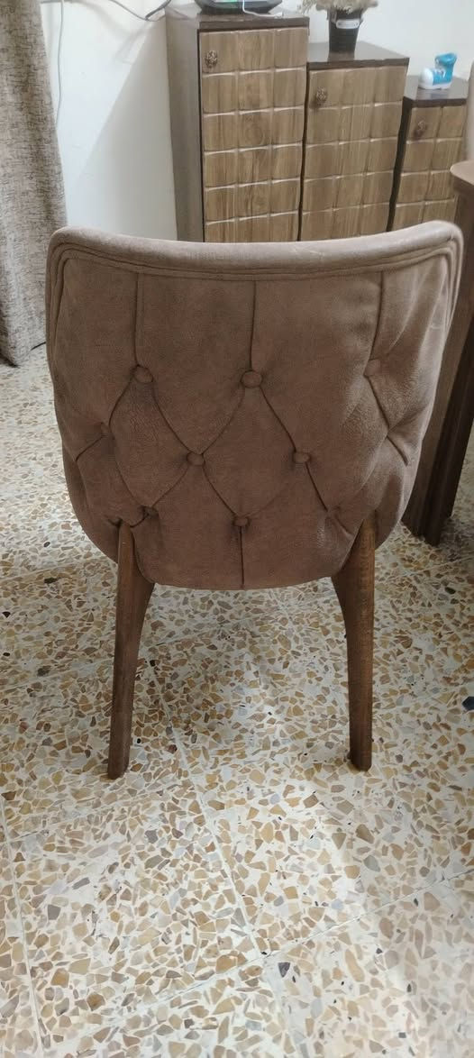 السلام عليكم
ميز طعام ثكيل صاج الأصلي
أخذته من هوم سنتر سعره ٨٠٠
واريده هسه ٥٥٠ للشراي
الي موشراي رجأء لتكسر بي


**إذا كنت صاحب هذا الإعلان وتريد حذفه لأي سبب، رجاءا أرسل رسالة إلى الدعم الفني**