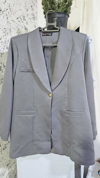 نسائي • جديد • مقاس ٣٠