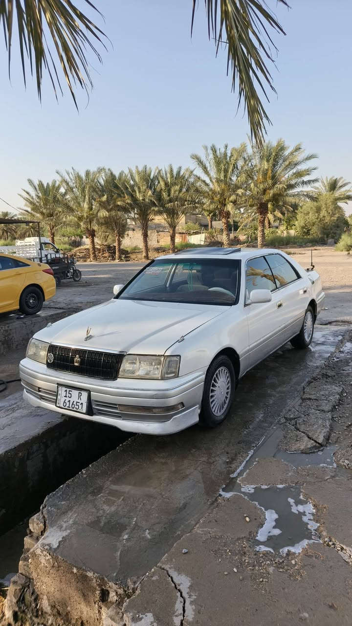 سلام عليكم راس الثور للبيع (كصتين) موديل 95 مكينه 3000كير مكينه كفاله حداديه 70بل 100 رقم انبار بسمي مداور ثاني يوم السنويه ال 2029 السعر 60بيه مجال مكان السياره القاسم الرقم ***********///***********
