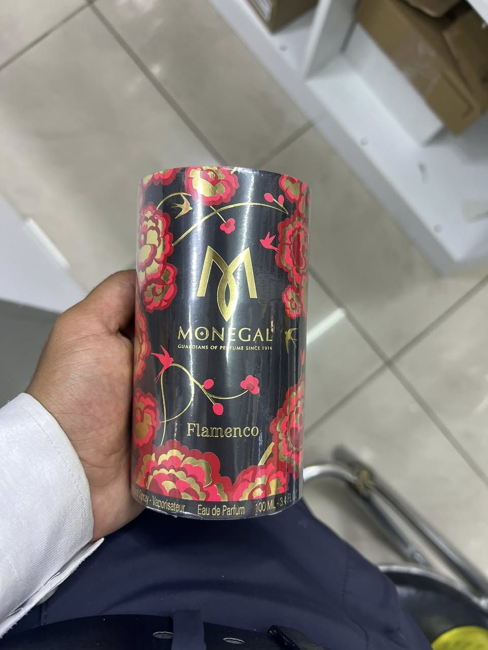 مجموع عطور بأسعار  نار 🔥 🔥 🔥 🔥


**إذا كنت صاحب هذا الإعلان وتريد حذفه لأي سبب، رجاءا أرسل رسالة إلى الدعم الفني**