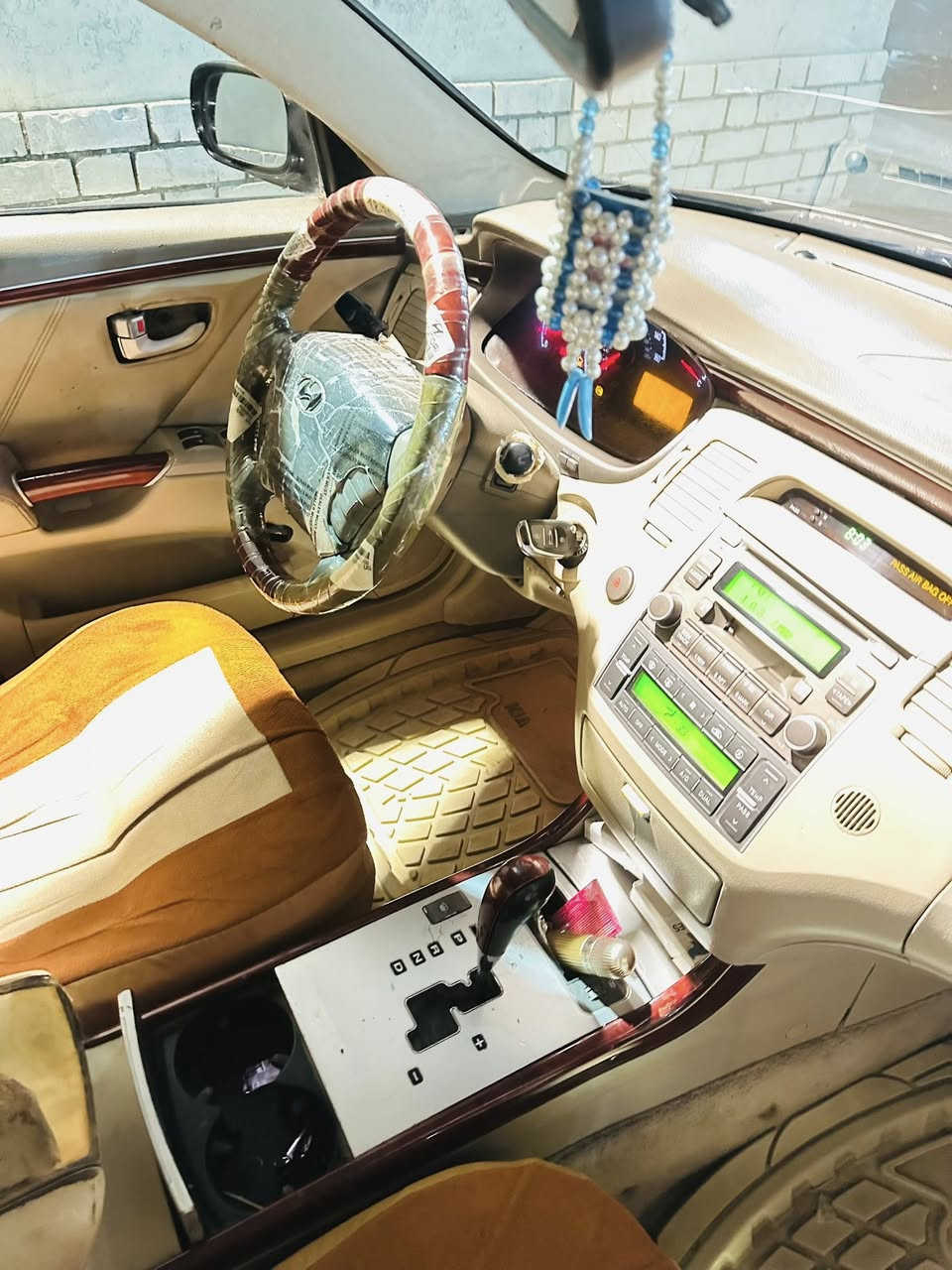 ازيرا بسعر بلاش 2006 كير مكينة مكفول صبغ حزام جماليه

قمارة مكفول مكينه 3.3 جديدة تخم تاير جديد فول فتحه

(ضررها جاملغ امامي وجاملغ خلفي بسيط )

بغداد الدولي تحويل مباشر سعرها (((74$ )))ورقة وبيه 

مجال للشراي  *********** شراي يتصل بيع فقط
