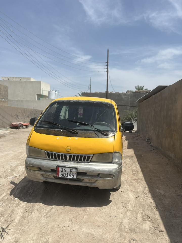 سلام عليكم بريجو للبيع سياره جاهزه شواصي نضاف معمر بس صفحه العبري مكينه كير اكسل نضاف بسمي مصفره سنويه 2029تحويل ثاني يوم السعر 40وبيه مجال ***********المكان بصره ابو الخصيب

