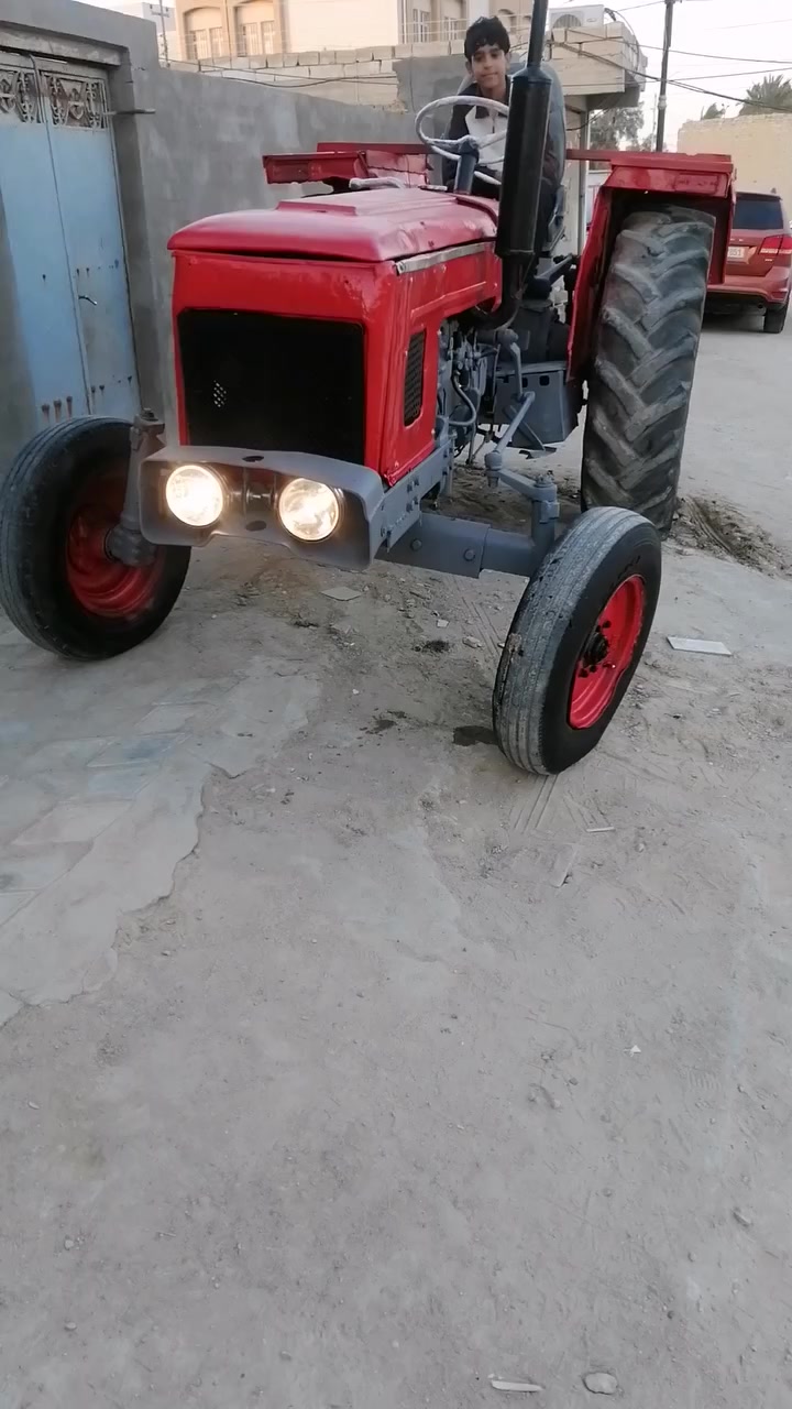 عنتر للبيع موديل 90
كلشي بيها يشتغل حته الهورن
السعر 2 و 750
المكان ذي قار قضاء البطحاء
***********
