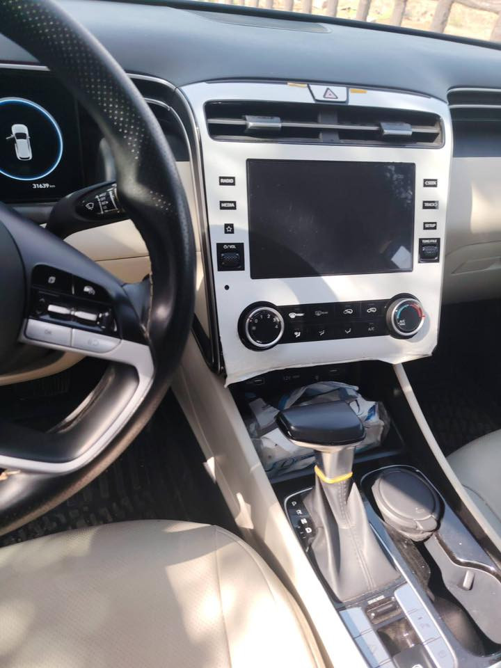 السلام عليكم توسان 2024 
فول مواصفات 
رقم بغداد 
مكان واسط صويرة 
 ***********بيه واتساب
