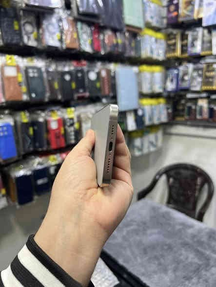 15 برو ماكس 
ذاكره 256 
نموذج M ((دبل سيم )) ZA 
بطاريه 98
شرط ما مفتوح
نظافه 98‎%‎
سعر الجهاز مليون و125 
شراي خاص او اتصل 
*********** 
***********
