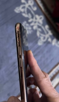 ايفون أكس ماكس لون ابيض الجهاز كل مكفول فقط  مبدل بطاريه ذاكره ٢٥٦ باق...