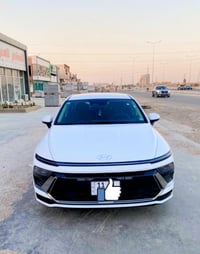 هونداي سوناتا وارد امريكي موديل 24  السياره دخول جديد حادثها قبق صدوك ...