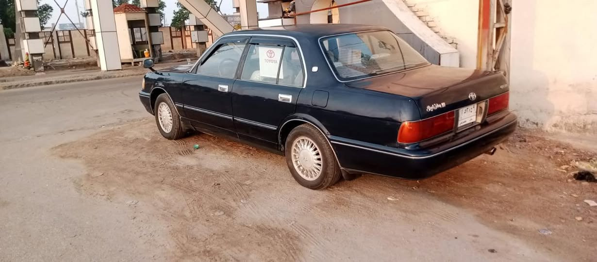 سلام عليكم مكلف مكلف بنشر اتصل ع راعيه سياره كفاله ماعده صبق جماليه السياره بسمنه وجاهزه من كلشي السعر 65 وبيه مجال ***********
