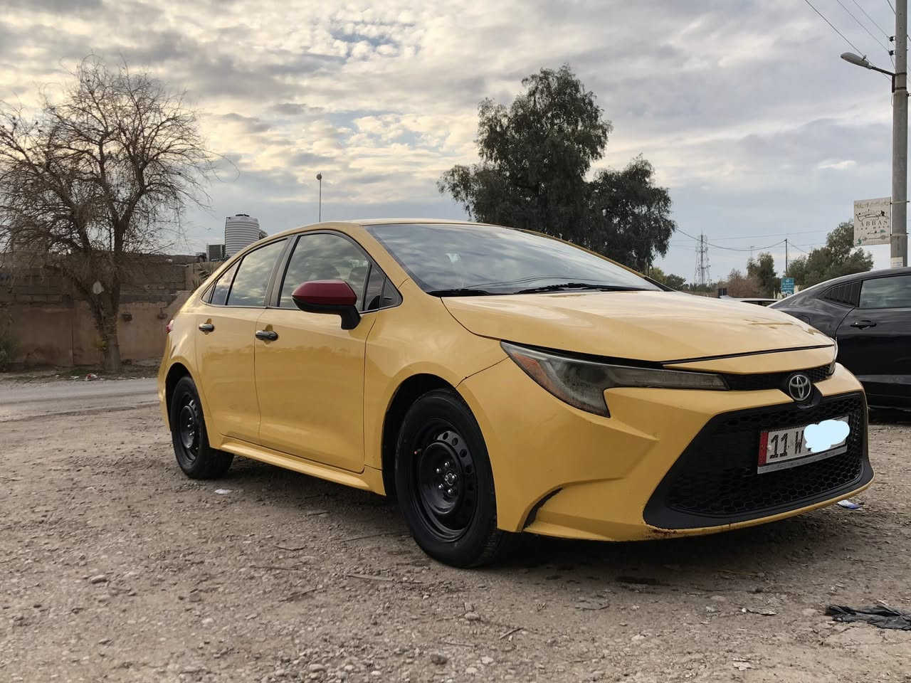 السلام عليكم  كورلا موديل 2020 مواصفات LE مكينه وگير كفاله تخم تاير صدر جديده ايرباك  استيرن فقط طاك رقم بغداد الدولي بسمي صور حادث موجود بالمنشور بشرط بدون دواخل مكاني ديالى _ خانقين سعر 150 وبي مجال رقم موبايل ***********
