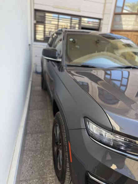 جيب كراند  شيروكي 2025
بانزين + هايبرد + شحن منزلي

المسافة المقطوعة:   الف ميل فقط  يعني زيرو

السيارة بدون حادث كلين يعني شخط ما بيهه حالهه حال الخليجي

    

🚨 فول 1/1

1.  3 شاشات

بانوراما طكتين

2. بصمة

سستم صوت Alpine

3. تشغيل عن بعد  

5. كشنات جلد

6. كشن السايق ميموري

7. كشنات كهرباء

8. صندوق كهرباء

9. حساسات خلفية

10.  3 قطع تبريد

11. اشاير بالمري

12. رادار أمامي

13. رادارات 360

14. ثلاث وضعيات قيادة

15.  نظام اختيار الباتري او بانزين

16. كير ماوس

17. نظام منحدرات

18. هيتـرات بالكشنات

19. ويل كب كروم

20. لايتات لد

21. بكلايت لد

22. كشافات

23. بصمة أبواب

فول مواصفات 1/1   

🚨المكان  بغداد البياع 

السعر:380

للاتصال ***********
